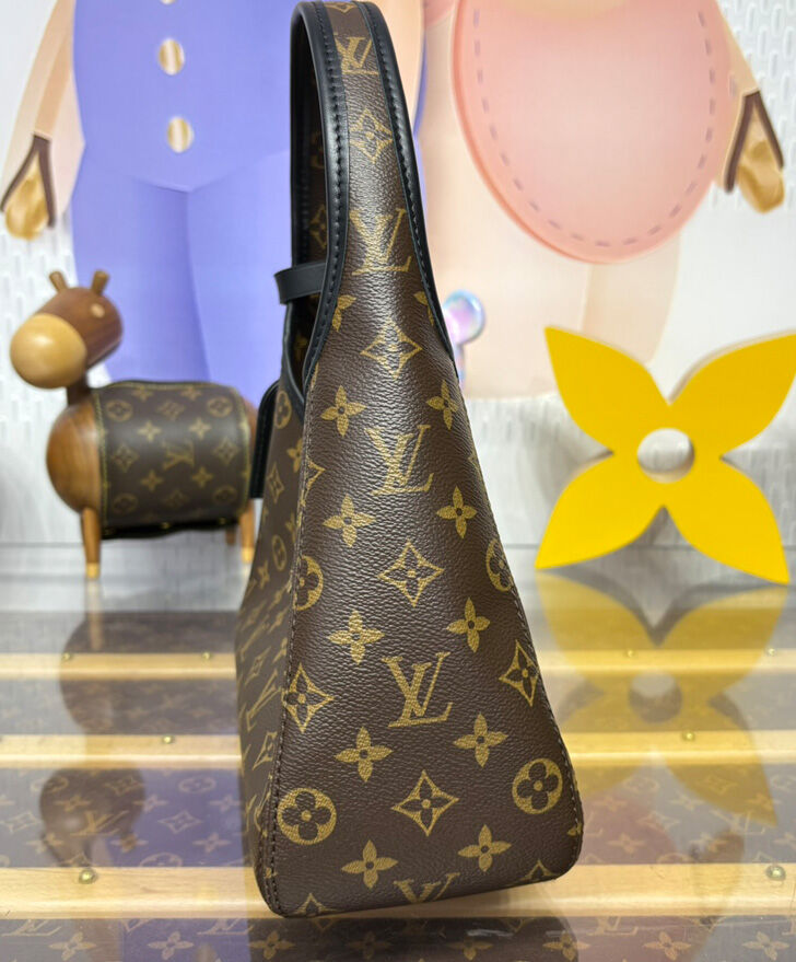 Louis Vuitton The Drop PM M12940 Brown